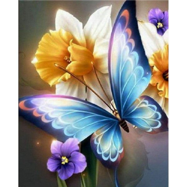 Farfalla sognante con fiori